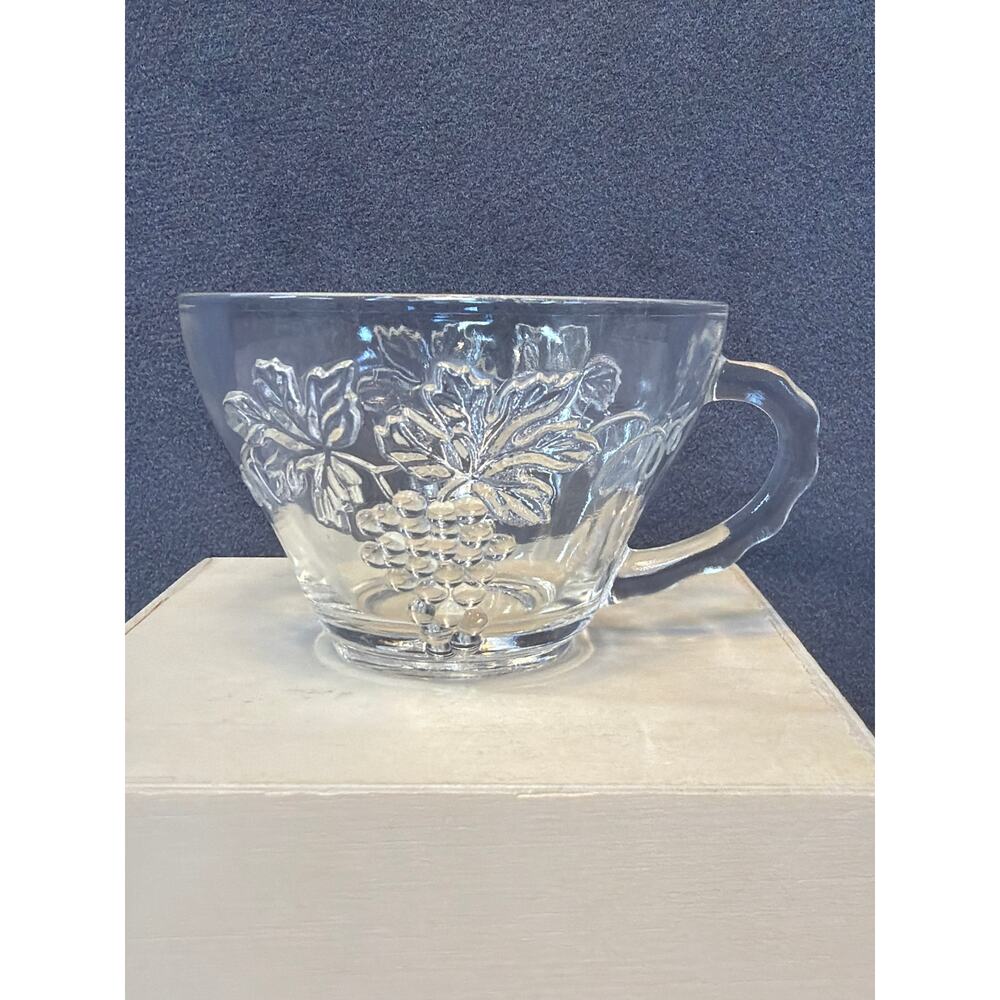 Lot of 4 - VTG 1970’s Anchor Hocking Grape Motif Replacement Punch  Cups - Picture 2 of 9